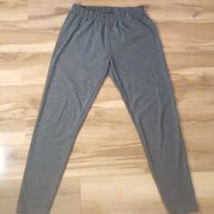 Gray leggings